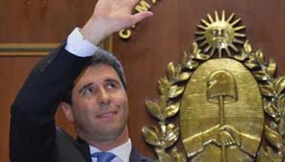 Grababa a una serpiente y… ¡terrible lo que pasó!