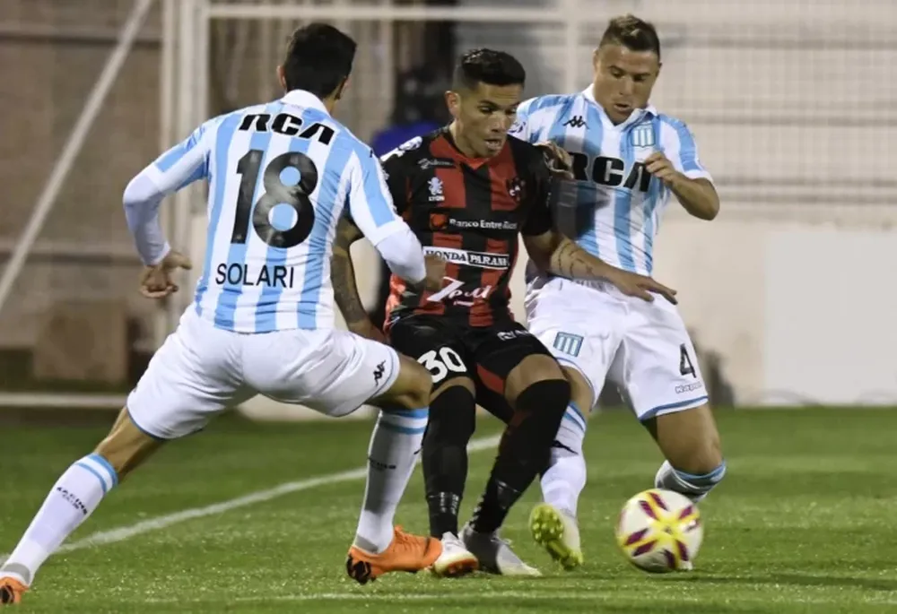 Racing goleó a Patronato a domicilio