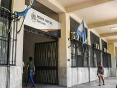 Los dos casos de estafa contra la familia Hensel se resolvieron en el subsuelo de Tribunales. Los dos casos de estafa contra la familia Hensel se resolvieron en el subsuelo de Tribunales.