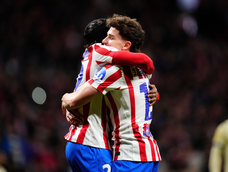 Barcelona ganó en la Champions League pero no logró evitar la eliminación ante Atlético Madrid. Barcelona ganó en la Champions League pero no logró evitar la eliminación ante Atlético Madrid.