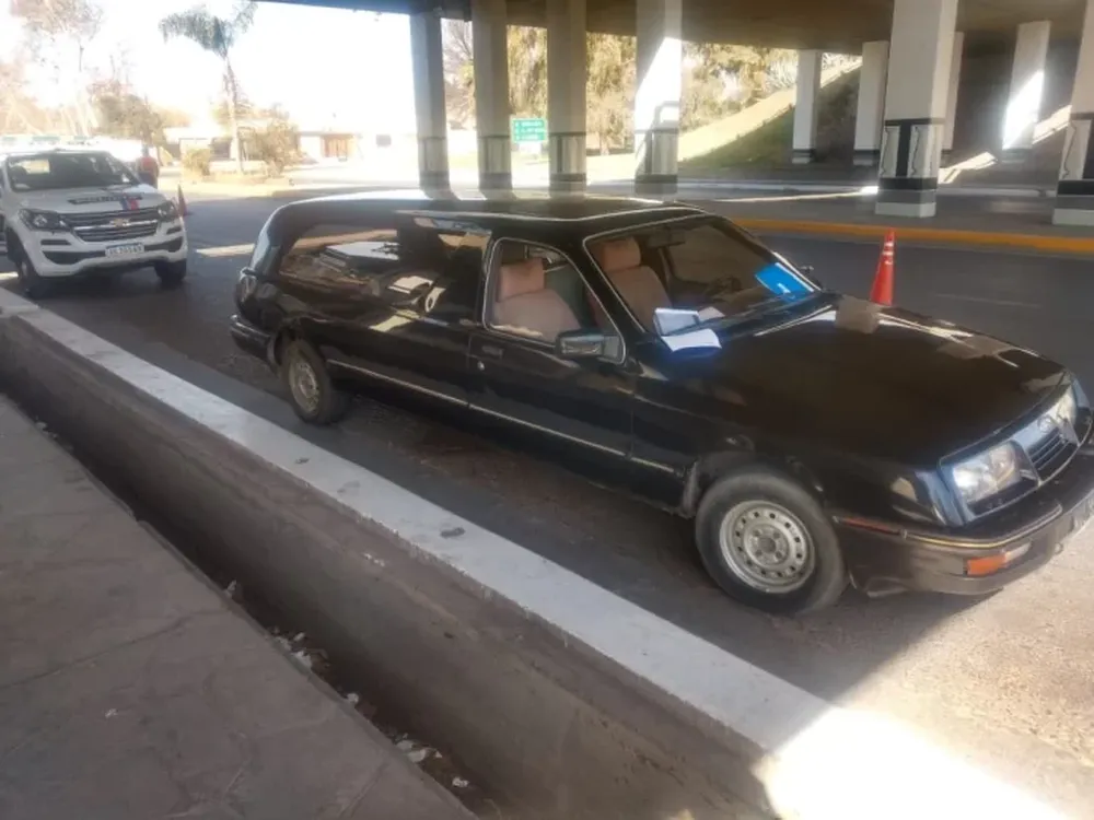 Familiares de la mujer muerta por Covid, indignados con el servicio fúnebre caucetero