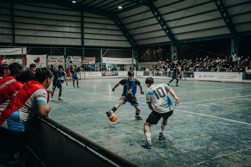 Definiciones. El futsal de Caucete tiene sus campeones con las coronaciones de Calafate y de Centro Impulso.