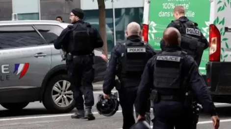 Un hombre mató a su esposa y a sus cuatro hijos pequeños en Navidad