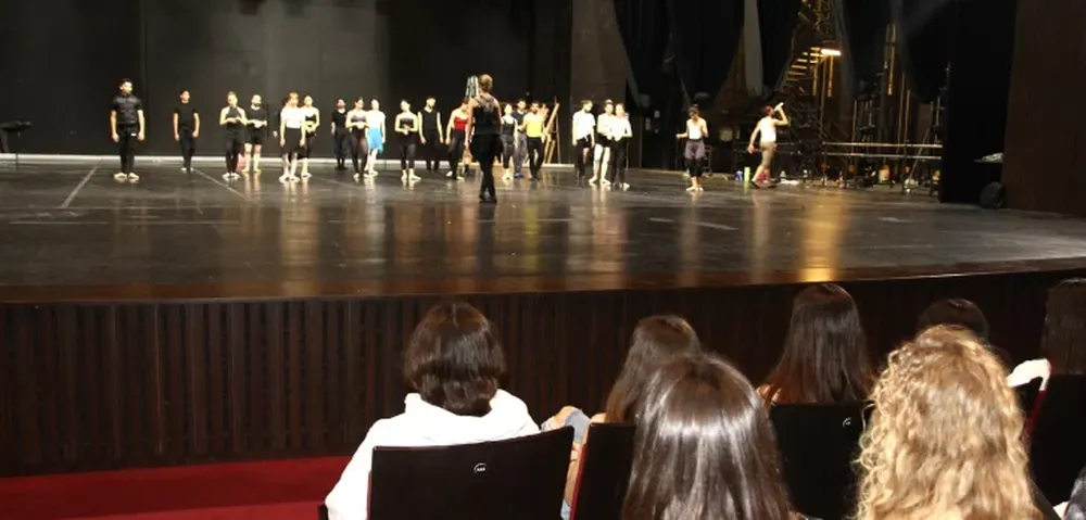 Carmina Burana, con más funciones.