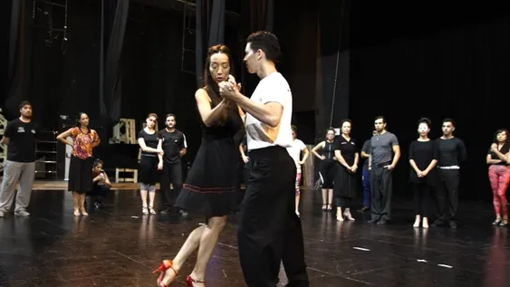 Al ritmo de Mora Godoy