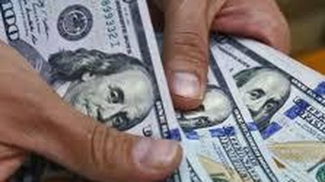 Otro fuerte salto del dólar blue lo lleva a un paso de quebrar su récord histórico