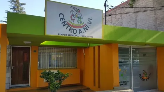 Abusó al menos dos veces de la hija de su pareja y lo condenaron, pero no irá a prisión