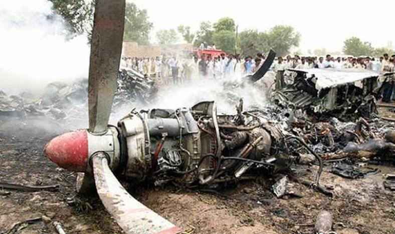 Un accidente aéreo dejó 31 muertos y 12 sobrevivientes