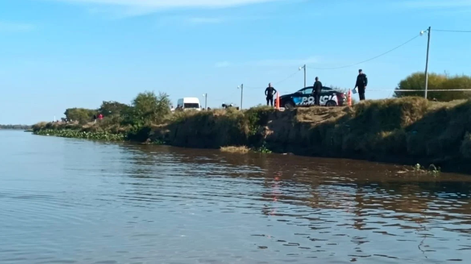 Conmoción: hallan flotando el cuerpo de Carlos María Ezpeleta