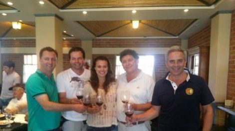 La reina de la Vendimia de Brasil visitó viñedos de San Juan