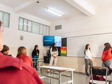 La Secretaría de Seguridad ya comenzó con el dictado de los talleres de prevención y convivencia Construyendo Seguridad, en escuelas secundarias. La Secretaría de Seguridad ya comenzó con el dictado de los talleres de prevención y convivencia Construyendo Seguridad, en escuelas secundarias.