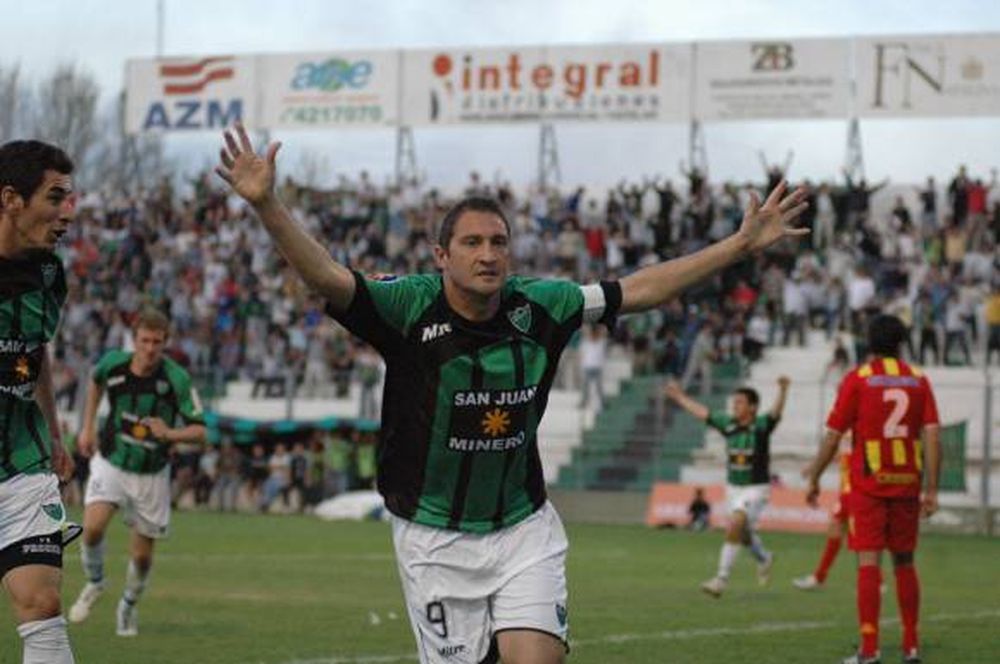 Esperando a Tonegol