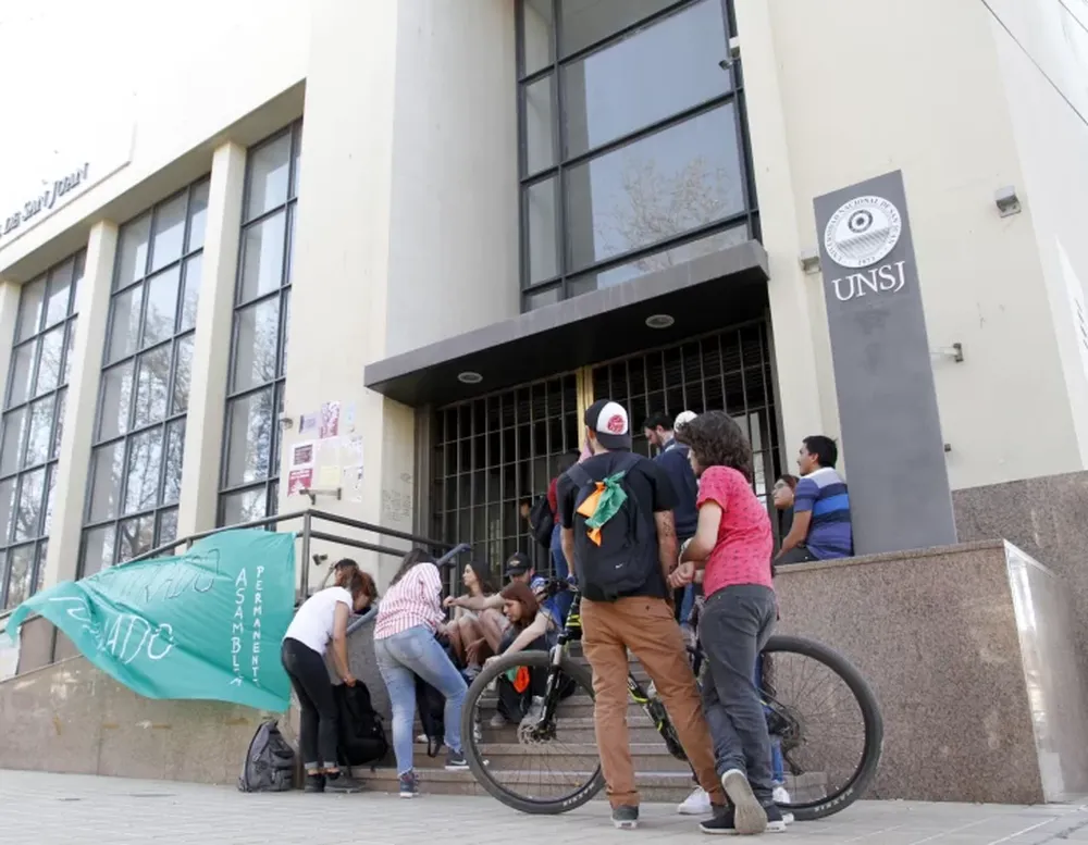 Sin clases en las cinco facultades de la UNSJ