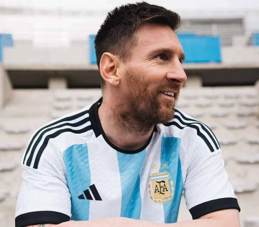 ¿Por qué motivo en particular Argentina cambiará la camiseta ante Polonia?