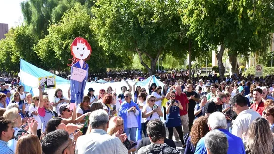 Según Hacienda, maestros perderán entre $5 mil y $13 mil por día de paro