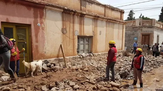 Anuncian demolición de 50 casas por el alud en Tilcara