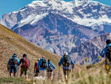 mendoza prohibio los deportes de alto riesgo en el aconcagua durante la temporada alta