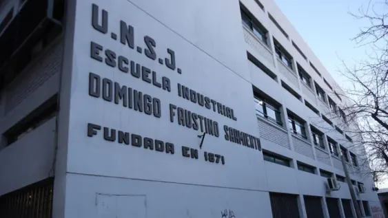 La elección de los institutos preuniversitarios se traslada al 18 de diciembre