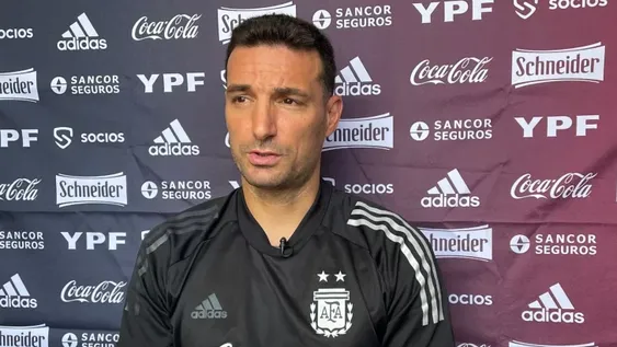 Scaloni: “Messi está en condiciones de ser titular”