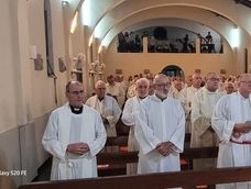la iglesia catolica y una critica a javier milei: hay una creciente tendencia al autoritarismo la iglesia catolica y una critica a javier milei: hay una creciente tendencia al autoritarismo