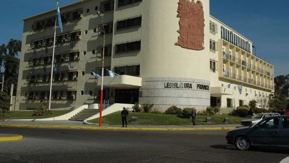 Activan el protocolo en la Legislatura por un empleado que es contacto estrecho de un positivo Covid-19