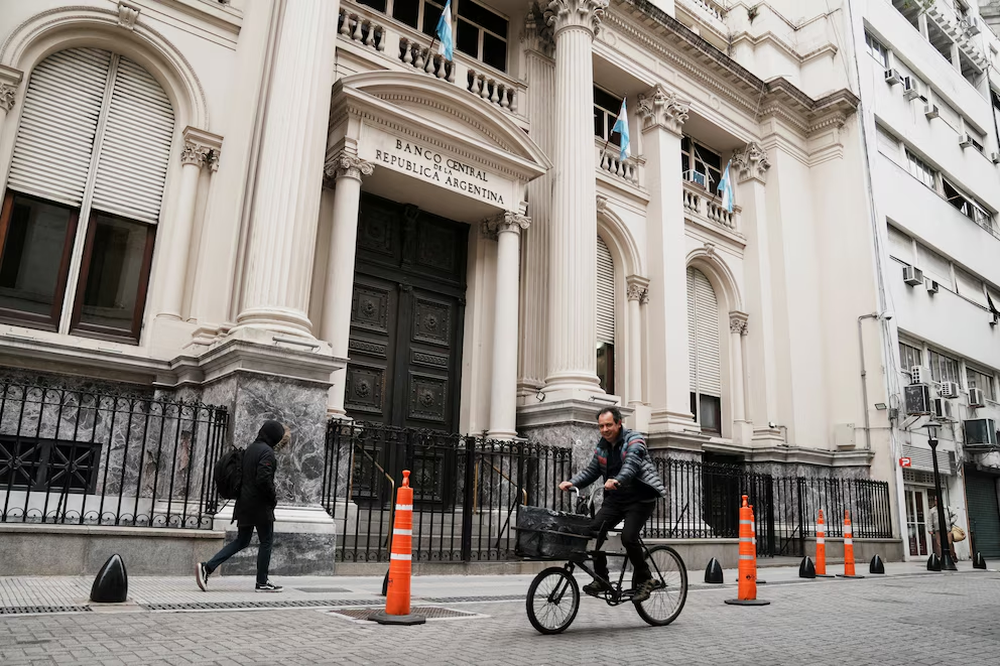 La autoridad monetaria hilvanó 79 jornadas consecutivas con saldo comprador en el mercado cambiario.&nbsp;