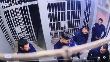 Captura videos cámaras de seguridad de la Comisaría 31°, lugar en la que habría ocurrido un hecho de apremios ilegales contra un preso.&nbsp;