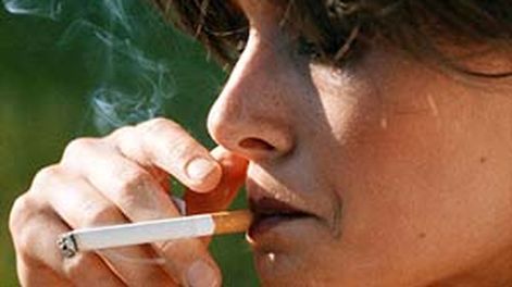 Fumar, peor para ellas