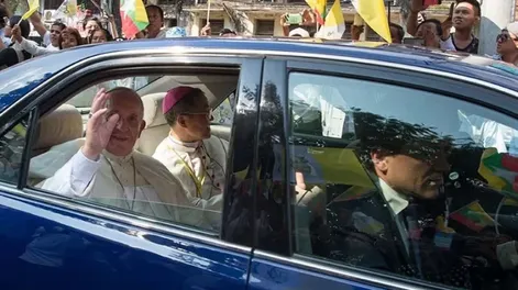 Francisco afirmó que “la paz es posible” en Ucrania y ofreció una mediación vaticana