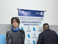 [video] un joven de 20 anos rocio con nafta un auto e intento prender fuego una estacion de servicio