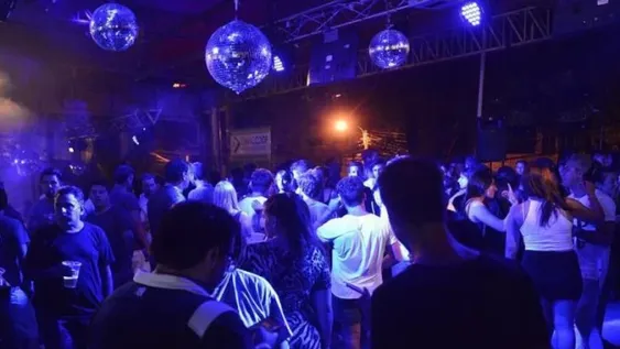 Pase Sanitario en San Juan: cómo será el debut en los boliches