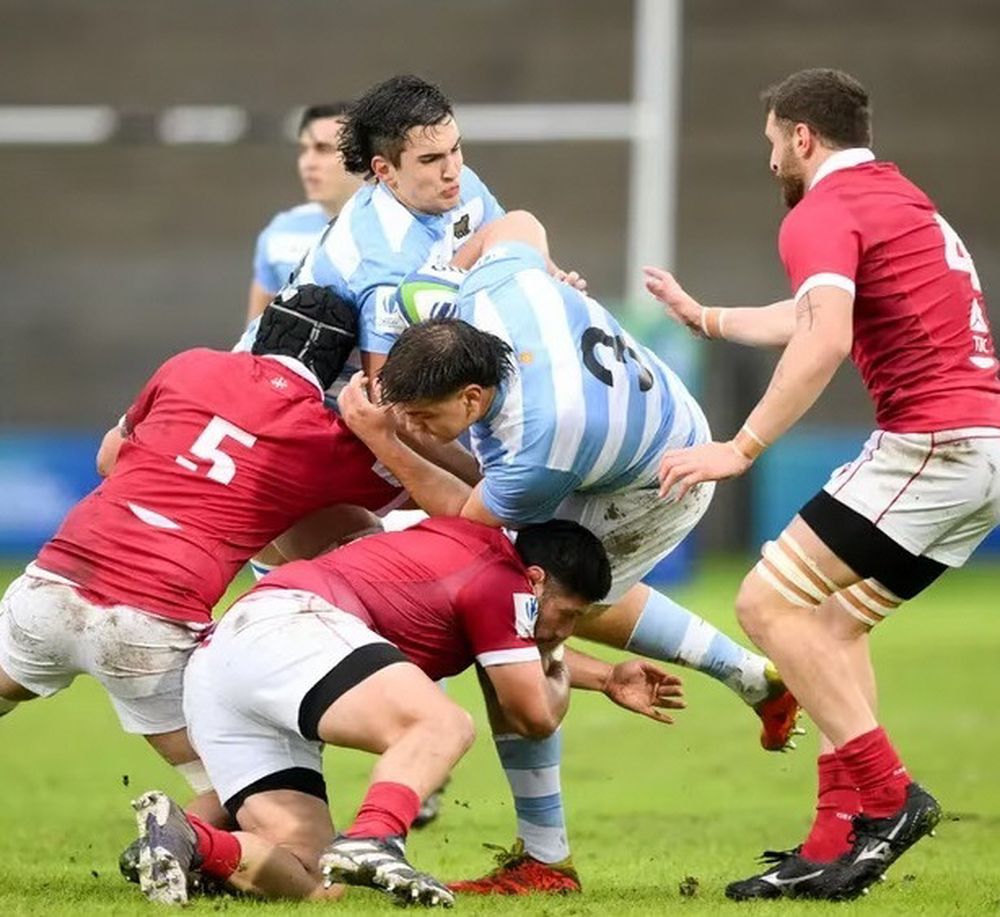 Una deslucida actuación de Los Pumitas