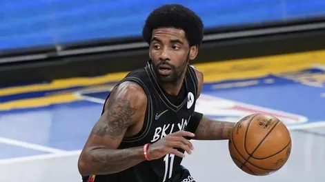 Un basquetbolista perdió 100 millones de dólares por no vacunarse contra el coronavirus