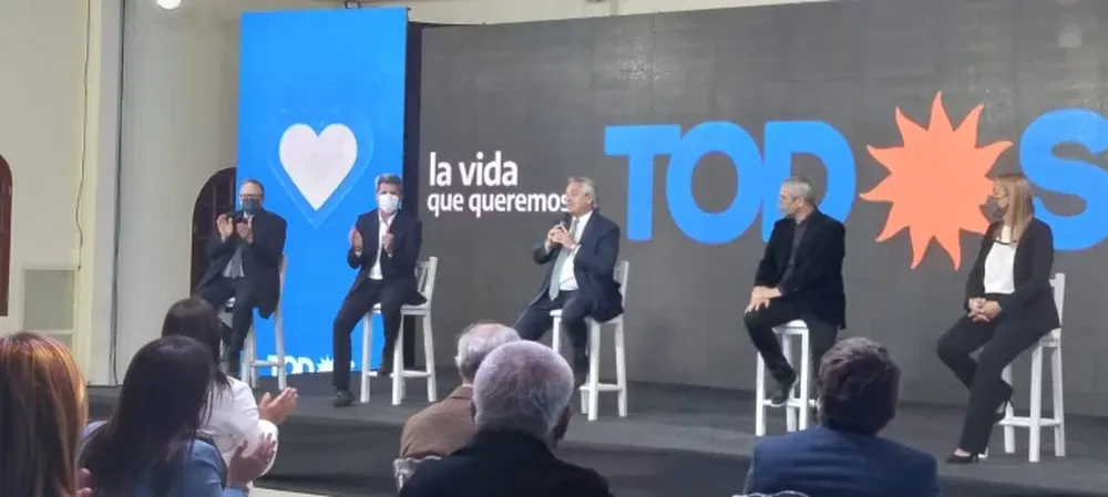 Fernández, en San Juan: “Todo indica que estamos en el camino correcto”