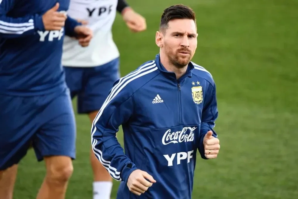 La Selección tuvo su primer entrenamiento con Messi en Madrid