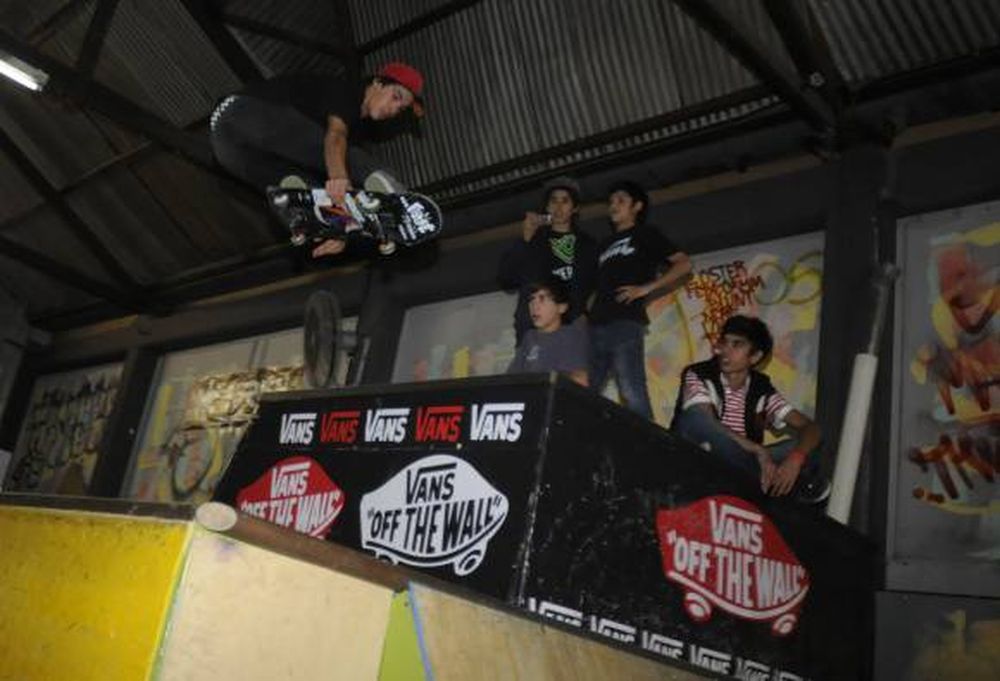 Un festejo sobre skate
