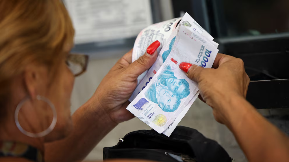 Pesos argentinos.