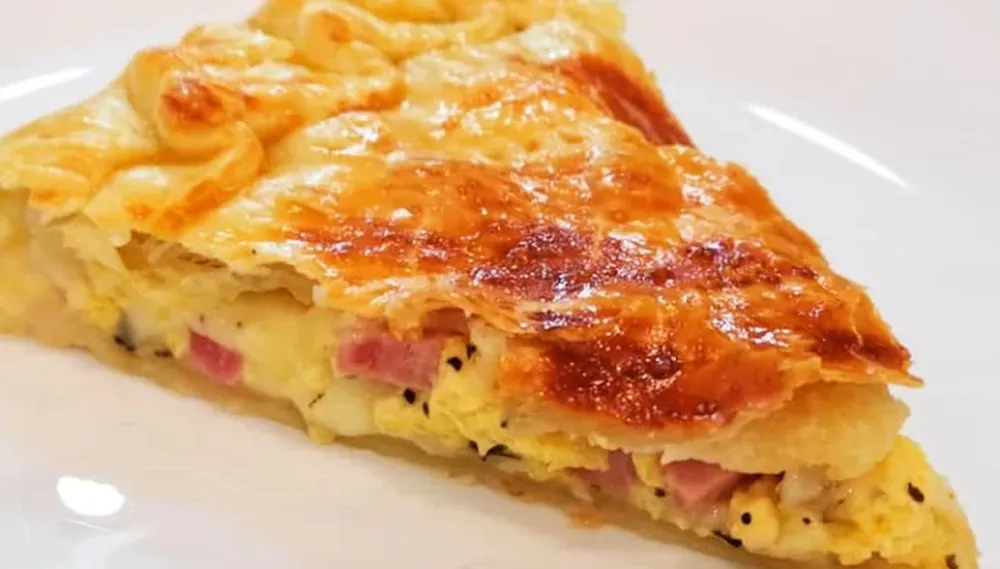 Tarta de jamón y queso