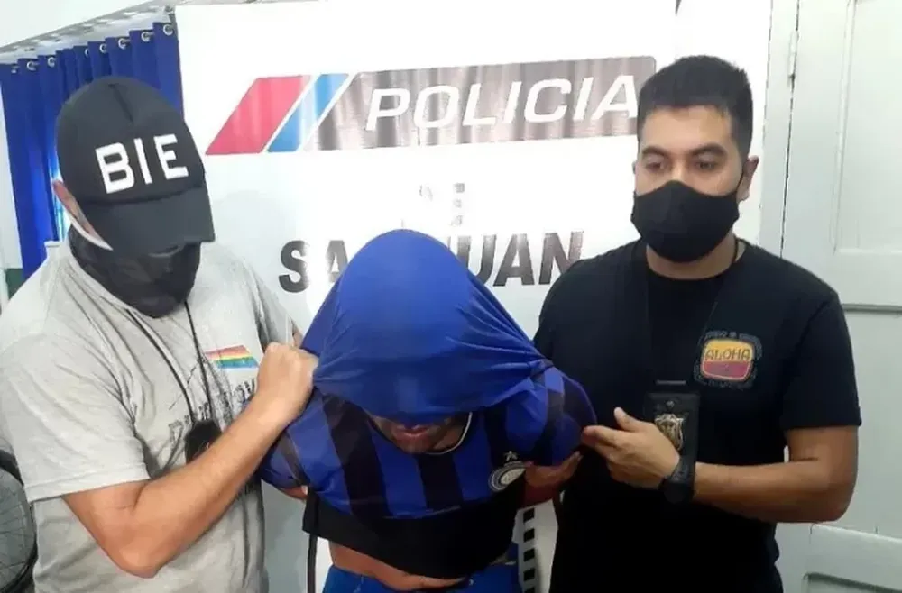 Foto: antecedente de detención antes de fugarse de la comisaría.