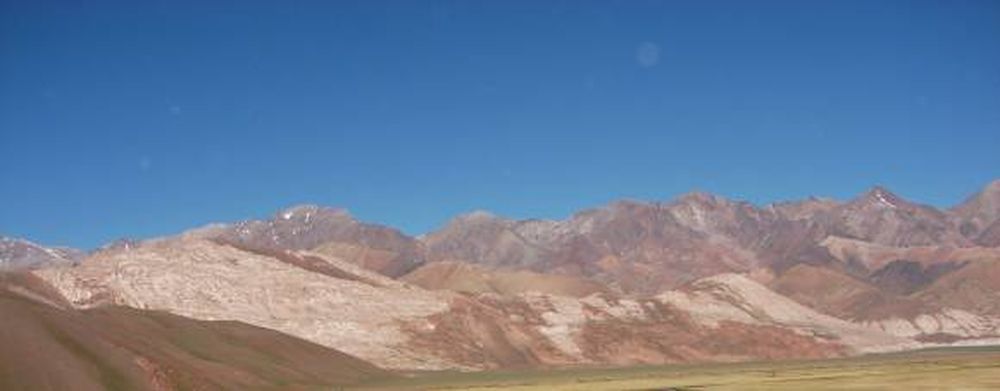 Los Azules y El Altar, en sintonías diferentes
