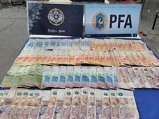 golpe al narcotrafico en caucete: detuvieron a un presunto lider narco mientras fraccionaba cocaina