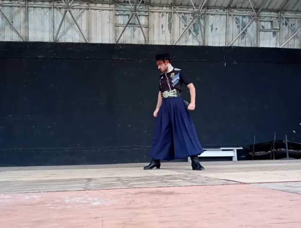 Listos para dejar todo en Laborde