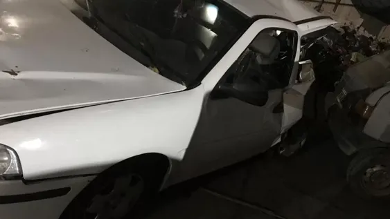 Patrulla de Gendarmería chocó a un auto estacionado: dos mujeres y una bebé,  hospitalizadas