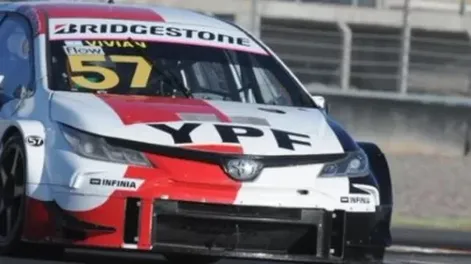 Hubo recargo para Rossi y Vivian ganó la carrera clasificatoria en San Juan
