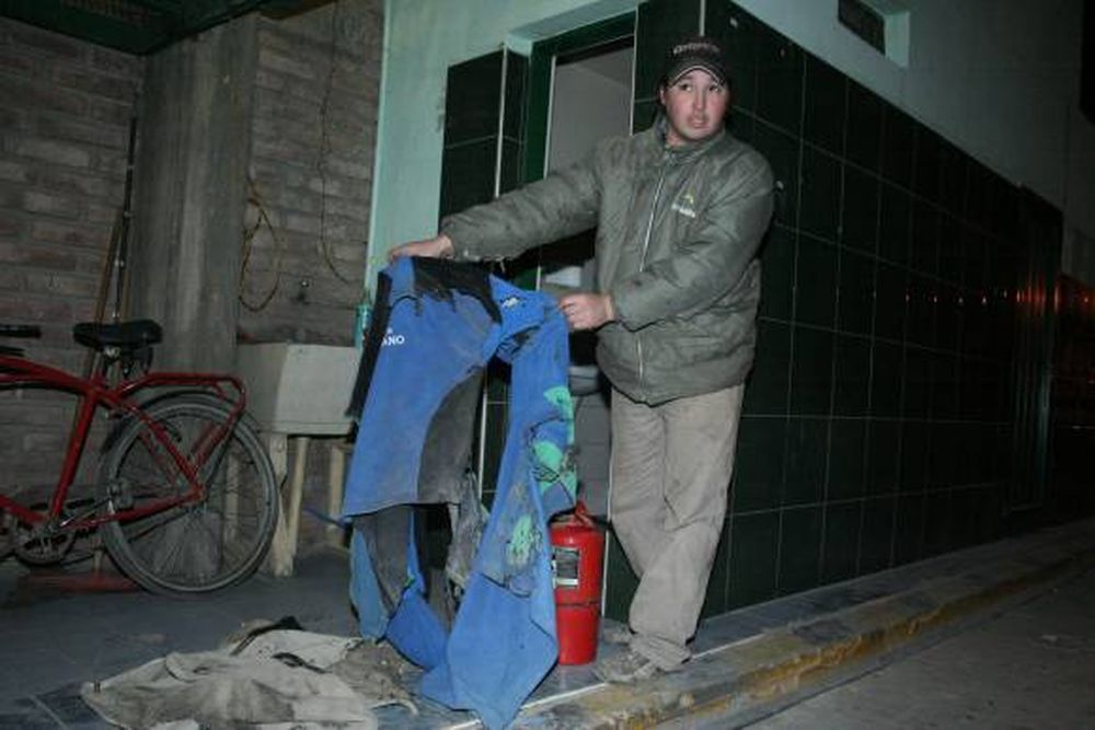 Tres heridos por una explosión