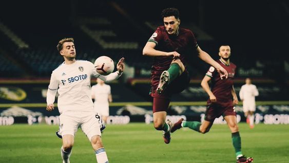 El Leeds de Bielsa perdió con Wolverhampton en el cierre de la quinta fecha