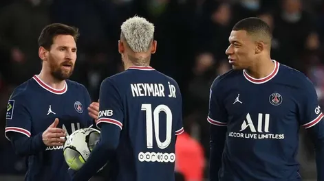 Un famoso diario francés publicó cuánto cobran Messi, Neymar y Mbappé