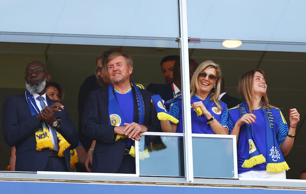 La reina Máxima viendo Curazao.