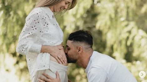 tras el dolor por la perdida de su hermana, reconocida conductora de tv anuncio que esta embarazada