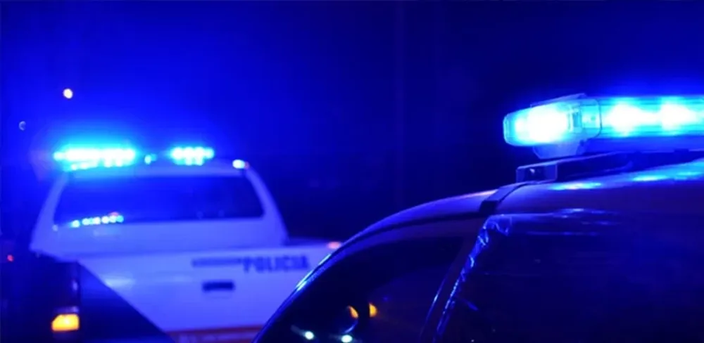 Grave accidente entre un camión y una camioneta en el Villicum